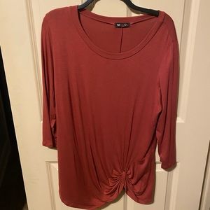 EUC Size XL Vision USA Rust Tee